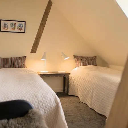 Bed & Breakfast Akaciegaarden Harlev (Stevns)