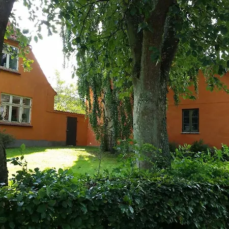 Akaciegaarden Bed & Breakfast *