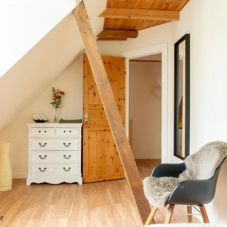 Akaciegaarden Bed & Breakfast Harlev (Stevns)