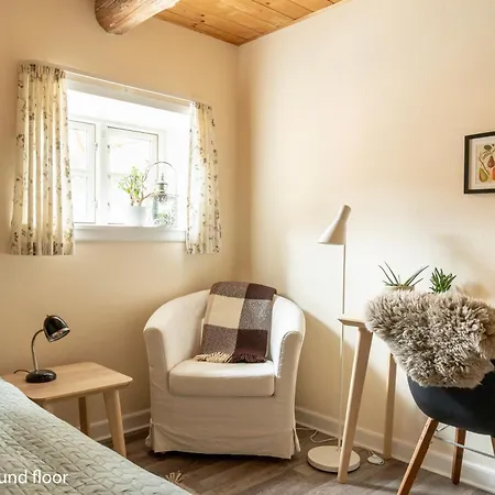 Bed & Breakfast Akaciegaarden