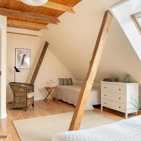 Bed & Breakfast Akaciegaarden Harlev (Stevns)