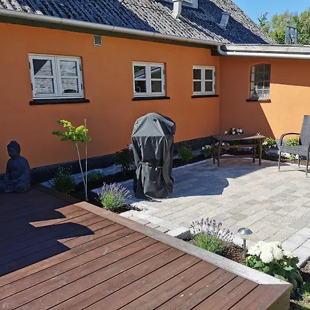 Bed & Breakfast Akaciegaarden Harlev (Stevns)