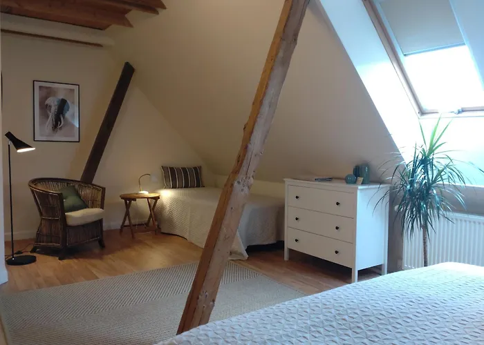 Bed & Breakfast Akaciegaarden