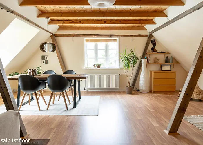 Akaciegaarden Bed & Breakfast *