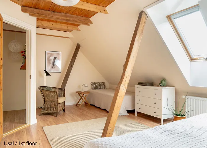 Bed & Breakfast Akaciegaarden Harlev (Stevns)